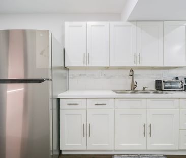 For Lease - 141 South Edgely Avenue Unit# LOWER, Toronto, Ontario - Photo 3