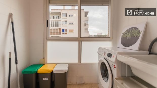 valencia, Valencian Community 46010 - Photo 1