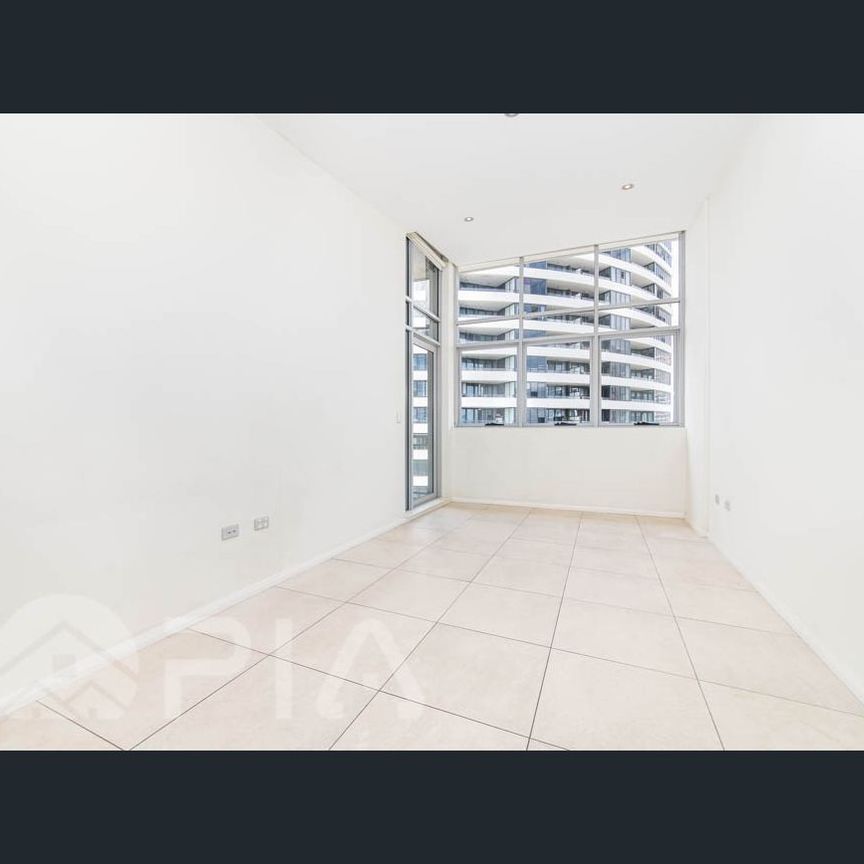 Modern 2 bedroom apartment for lease close to all amenities - Photo 1