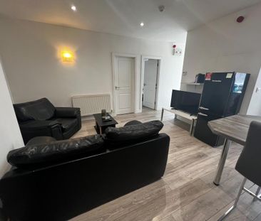 2 bedroom flat share to rent - Photo 2