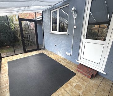 Beatty Close - Photo 2