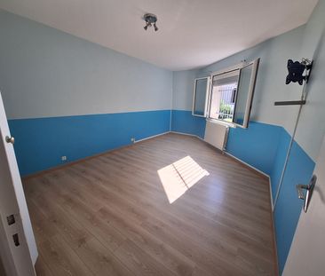 Location Appartement 3 pièces 101m² - Photo 5
