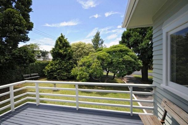 Charming Three Bedroom in Mt Roskill! - Photo 1