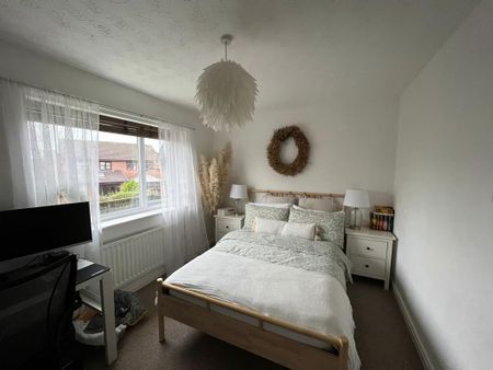 3 bedroom end of terrace house to rent - Photo 5