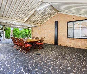 Grand Family Home! - Photo 6