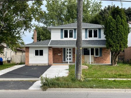 Detached Home For Lease | S8142552 - Photo 5