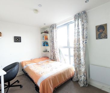 3 Bed Penthouse, Marsh Street, BS1 - Photo 4