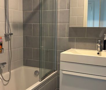 Licht appartement met terras en prachtig uitzicht - Photo 1