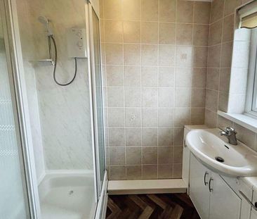 Studio to rent - Photo 6