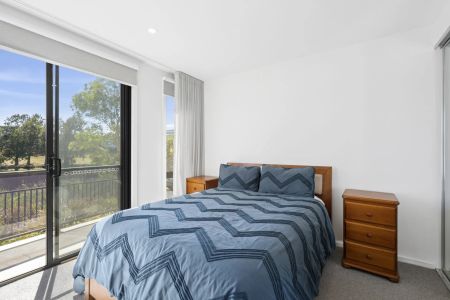 Lake views to enjoy all year round - Photo 4