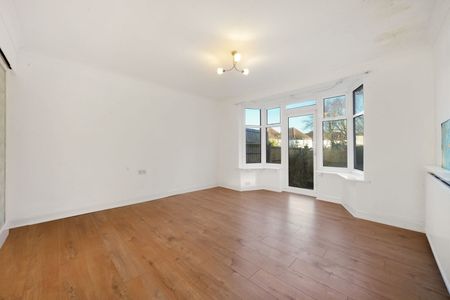 3 Bed Semi-Detached House, Pasture Road, HA0 - Photo 3