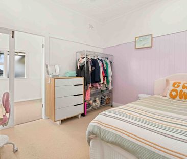 Charm and Convenience - Photo 1