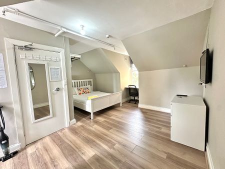 7-bedroom shared boarding house, Crown Street - Photo 4