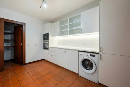 3 Bedroom House with garden, Estoril, Cascais - Photo 3