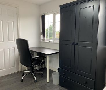 6 bedroom terraced house to rent - Photo 5