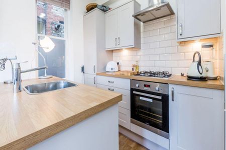 2 bedroom flat to rent - Photo 5