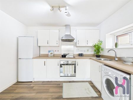 2 bedroom flat to rent - Photo 3