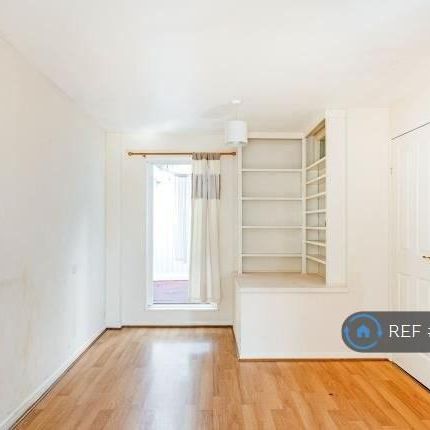 2 bedroom maisonette to rent - Photo 1