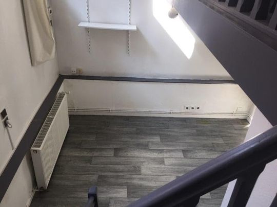Appartement à Louer à LILLE 553 € - Photo 1
