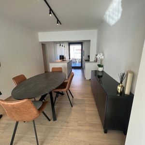 Appartement te huur in Genk voor € 1.200 met 2 slaapkamers - Photo 2
