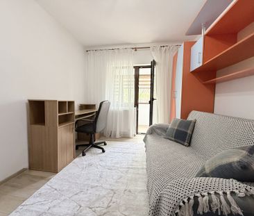 Apartament cu 3 camere de inchiriat in zona Faleza Nord - Photo 3