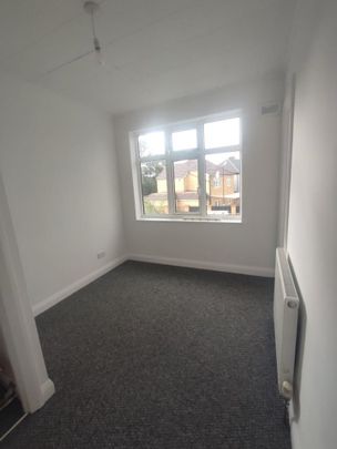 2 Bed Maisonette, Northwold Road, E5 - Photo 1