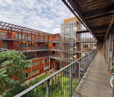 Te huur: Theodoor van Hoytemastraat, 1062 CG Amsterdam - Photo 1