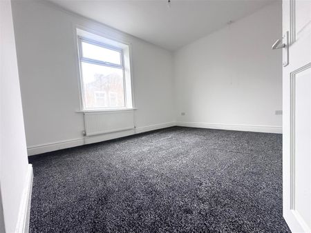 3 bed terraced house to rent in Clover Hill Road, Nelson, BB9 - Photo 4