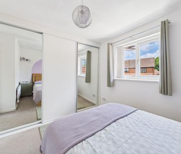 2 bedroom semi-detached house to rent - Photo 5