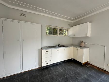 FORMER OFFICE USE - Photo 5