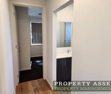 Three Bedroom Family Home - Photo 5