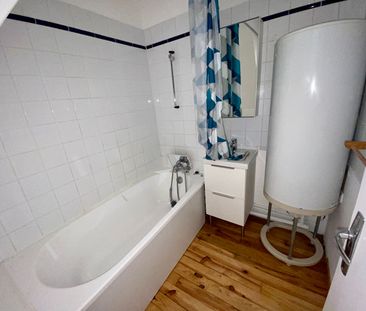 Location Appartement 2 pièces 27m² - Photo 3