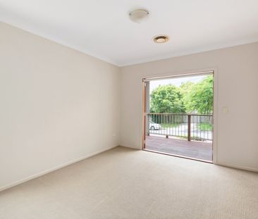 2/5 Livingstone Street, Yeerongpilly QLD 4105 - Townhouse For Rent ... - Photo 3