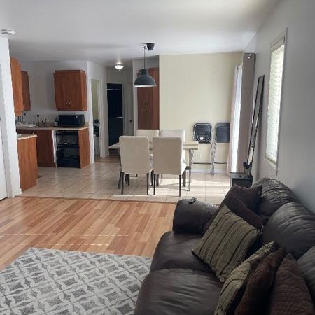 Gd 4 1/2 sur Hortensia-La Plaine disponible - Photo 4