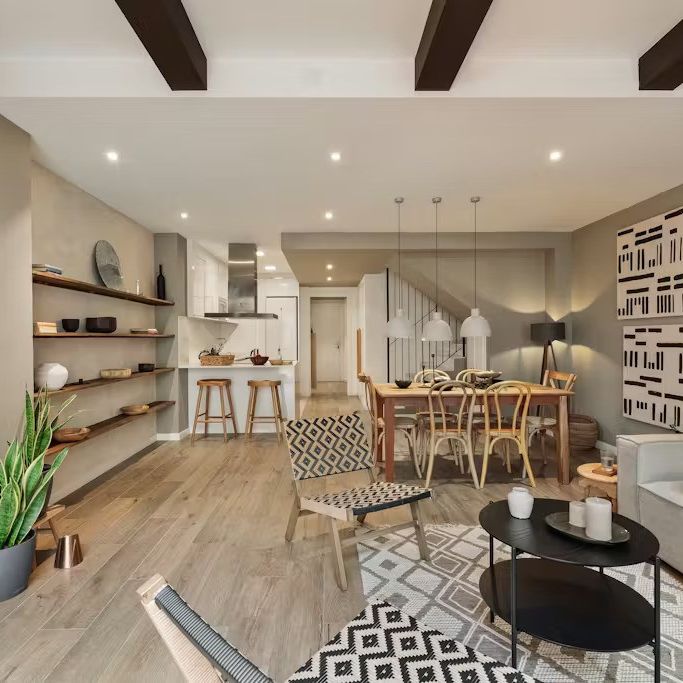 Carrer del Consell de Cent, Barcelona, Catalonia 08015 - Photo 1