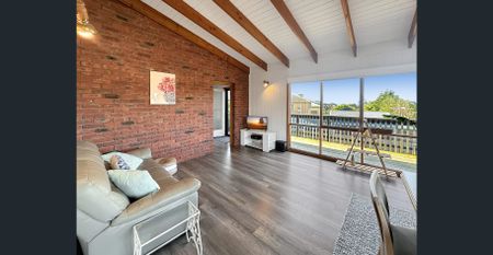 Stunning Home with Balcony Bay Views - Photo 3