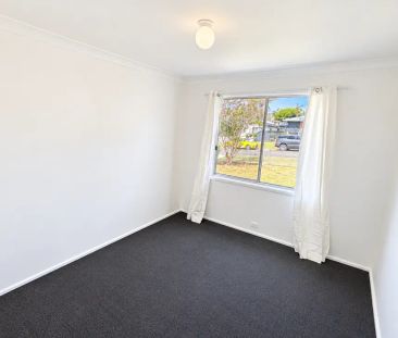 FRESHLY RENOVATED THREE BEDROOM HOME - Photo 2