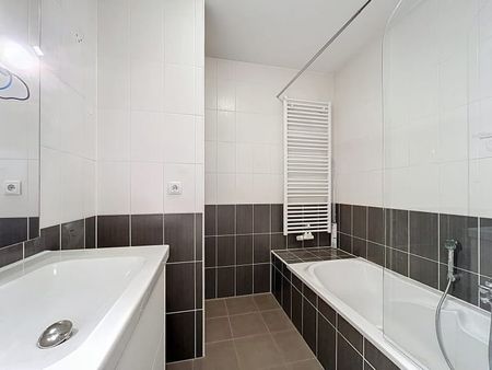 Appartement te huur - Foto 3