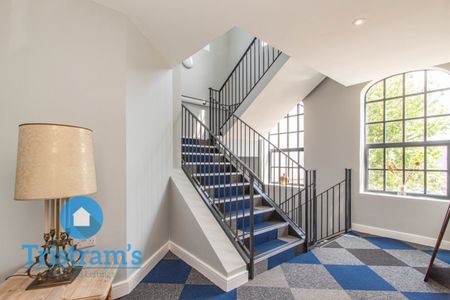 1 bed Apartment for Rent - Photo 2