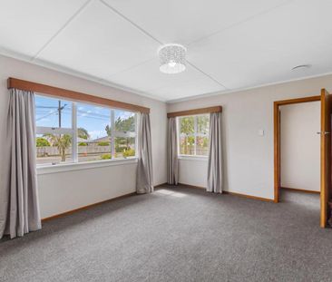 Sunny 2-Bedroom Home in Handy Location - Photo 4