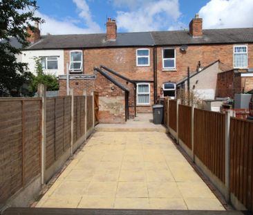 2 bedroom terraced house to rent - Photo 5