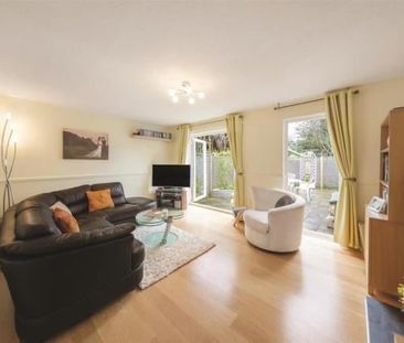 2 Bed Terraced House, Holm Oak Close, SW15 - Photo 1