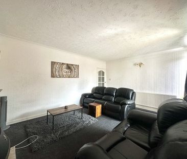 Kingshurst Way, Birmingham, B37 - Photo 3