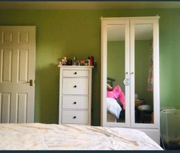 3 Bed Maisonette, Braid Square, G4 - Photo 6