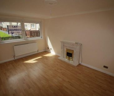2 bedroom end of terrace house to rent - Photo 1