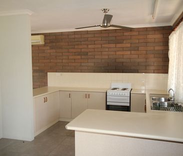 19 Clarence Street, Leanyer - Photo 2