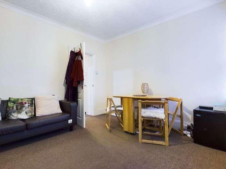 Coombe Road, Brighton, BN2 - Photo 5