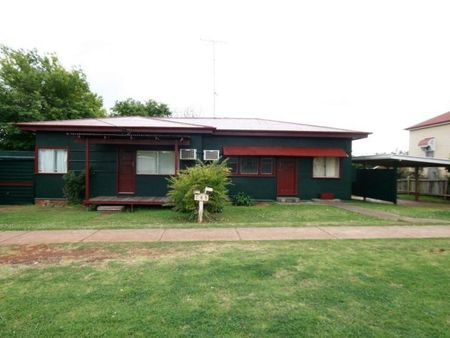 1 / 165 Perth Street, South Toowoomba - Photo 4