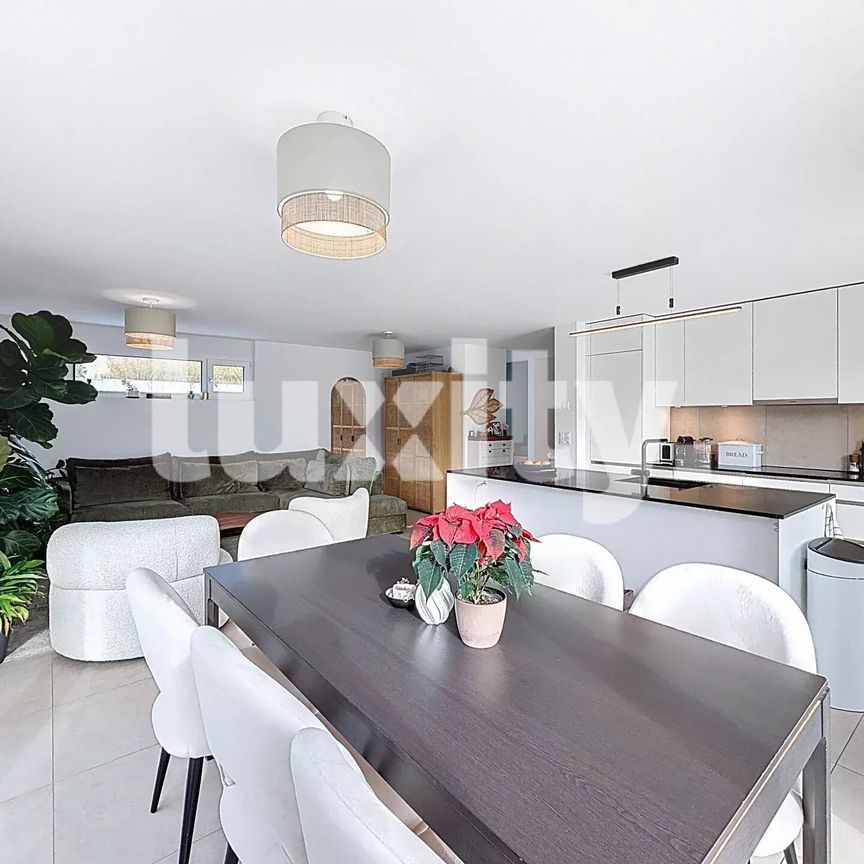 New detached house with private garden - Photo 1