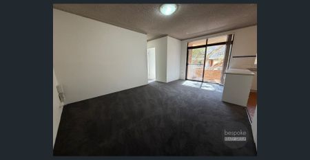 Convenient located 2-bedroom apartment - Photo 5